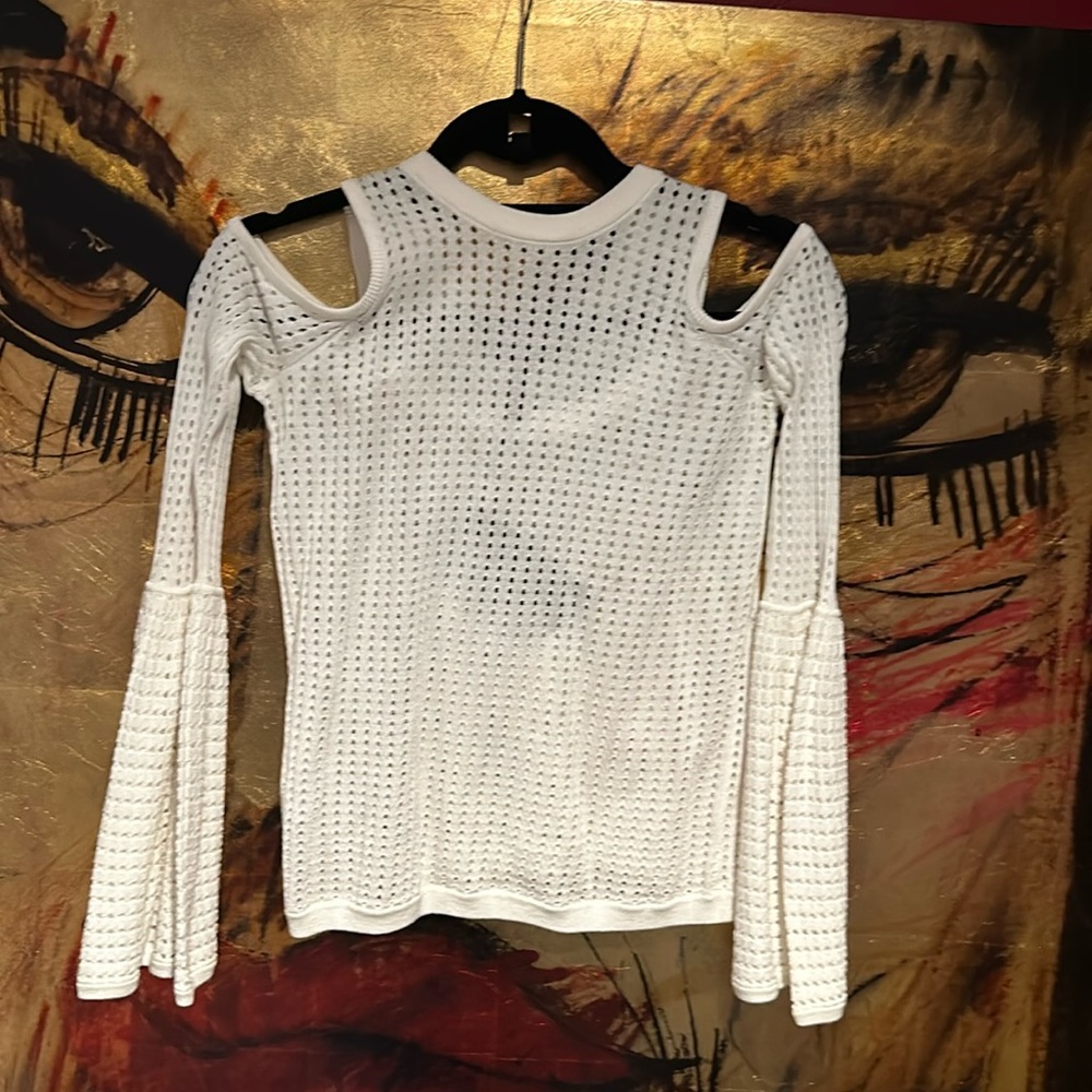BRQND NEW BCBG STYLE “Lucia”  open shoulder bell sleeve